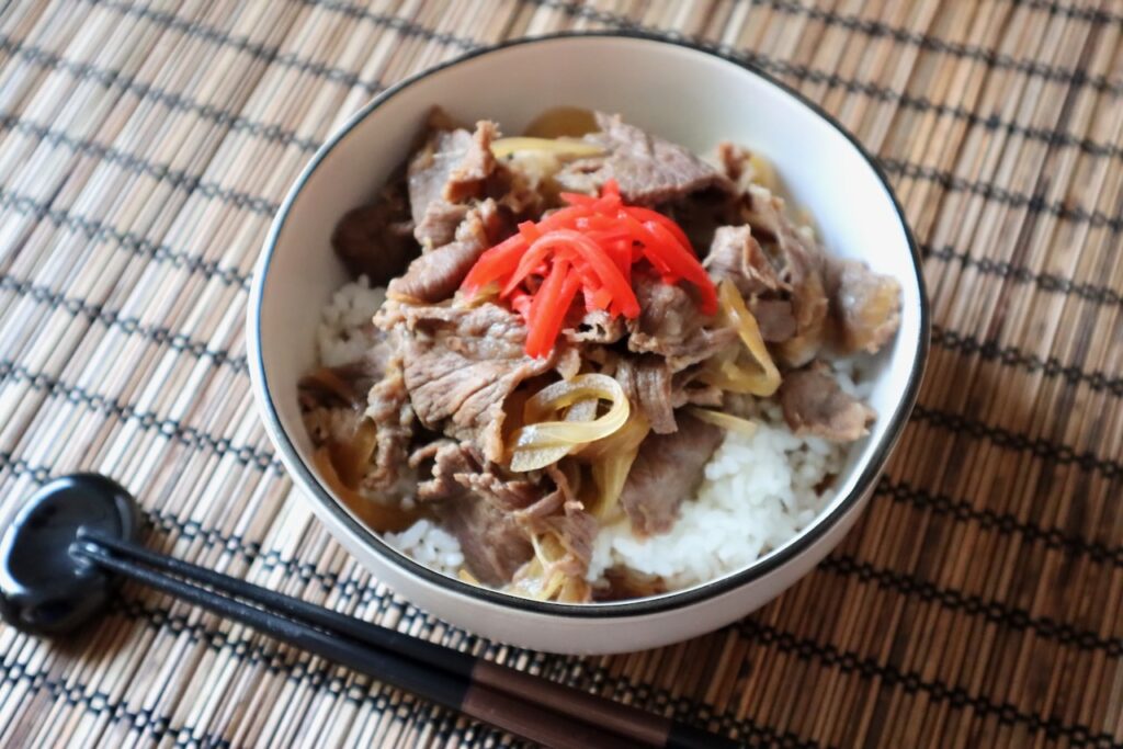 Gyudon (Japanese Beef Rice Bowl)