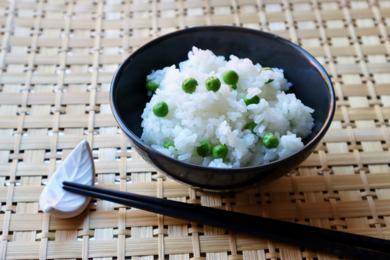 Steamed Rice Recipe – Japanese Cooking 101