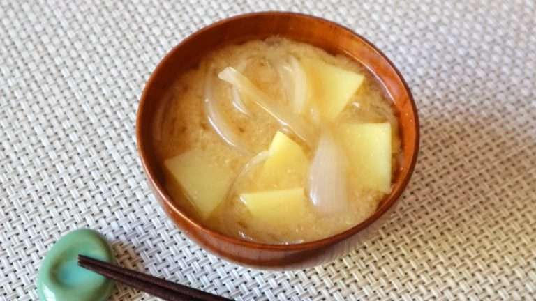 Miso Soup with Onion and Potato