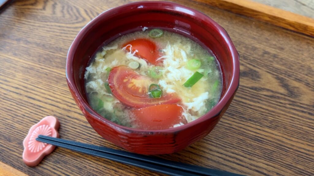 Miso Soup with Egg and Tomato