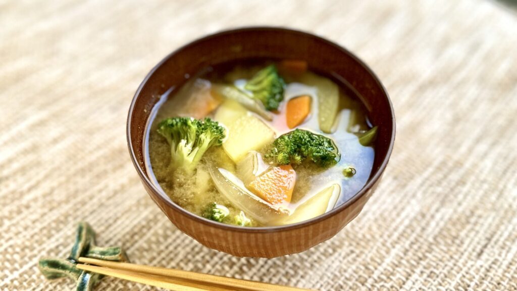 Miso Soup with Vegetable Broth