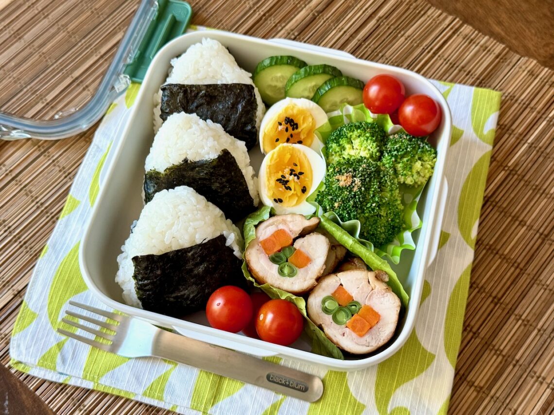 Onigiri Bento Lunch Recipe – Japanese Cooking 101