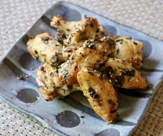 Air Fryer Chicken Wings with Furikake