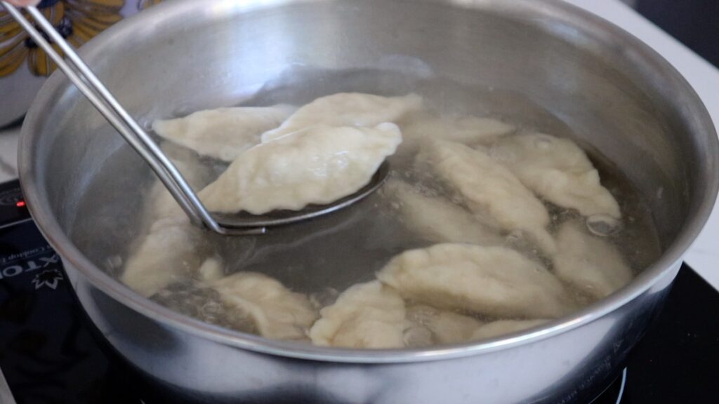 Boiled Gyoza 水餃子