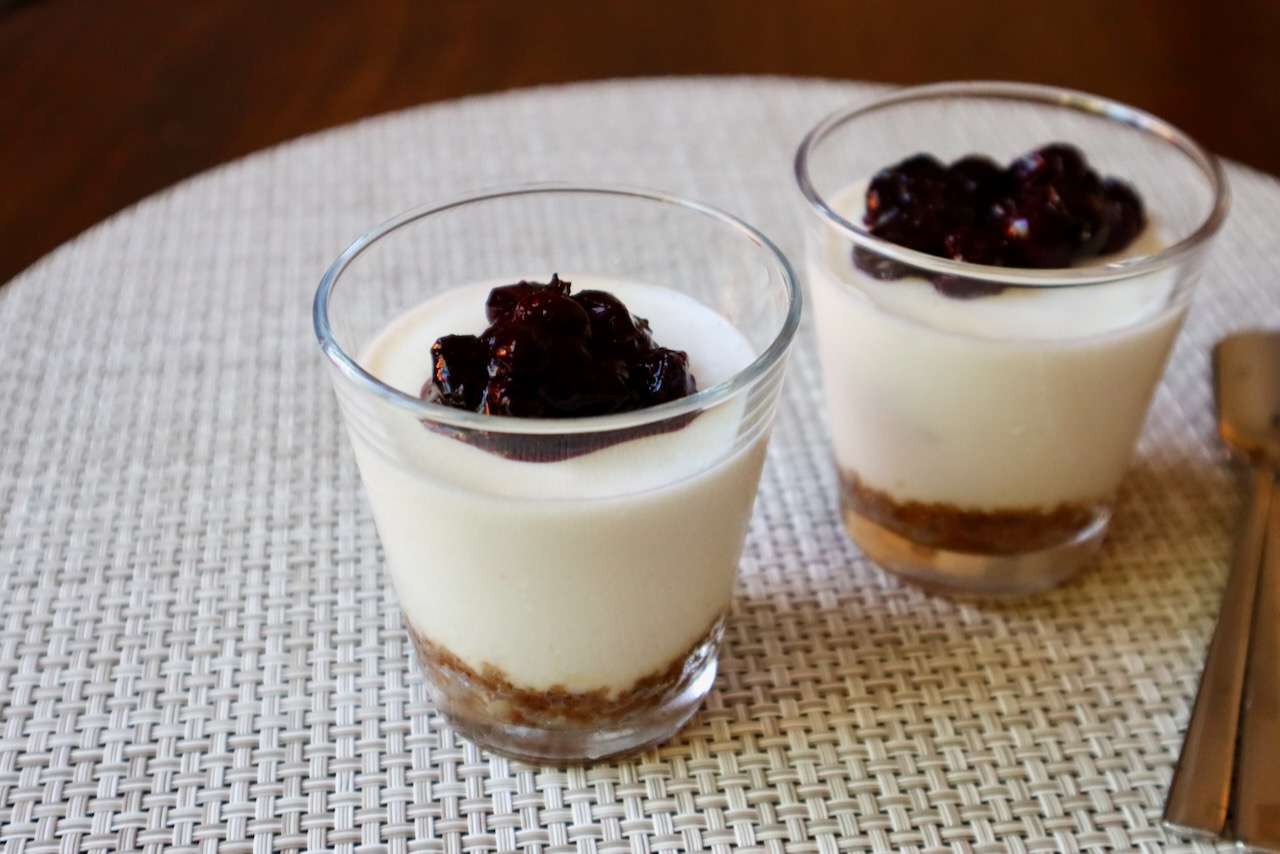 Greek Yogurt Cheesecake Cup